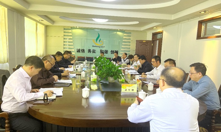 市委常委、副市長張秀林到敦煌種業(yè)調(diào)研